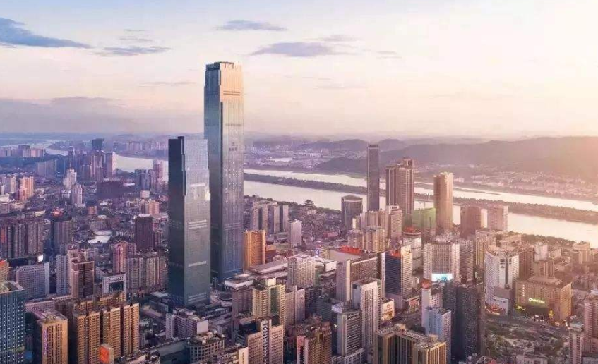 坪山高楼最新，现代城市发展的双刃剑效应探究