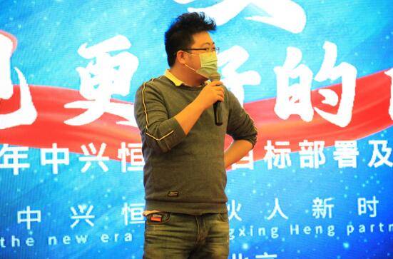 王毅坤最新动态，变化中的力量与自信成就之源